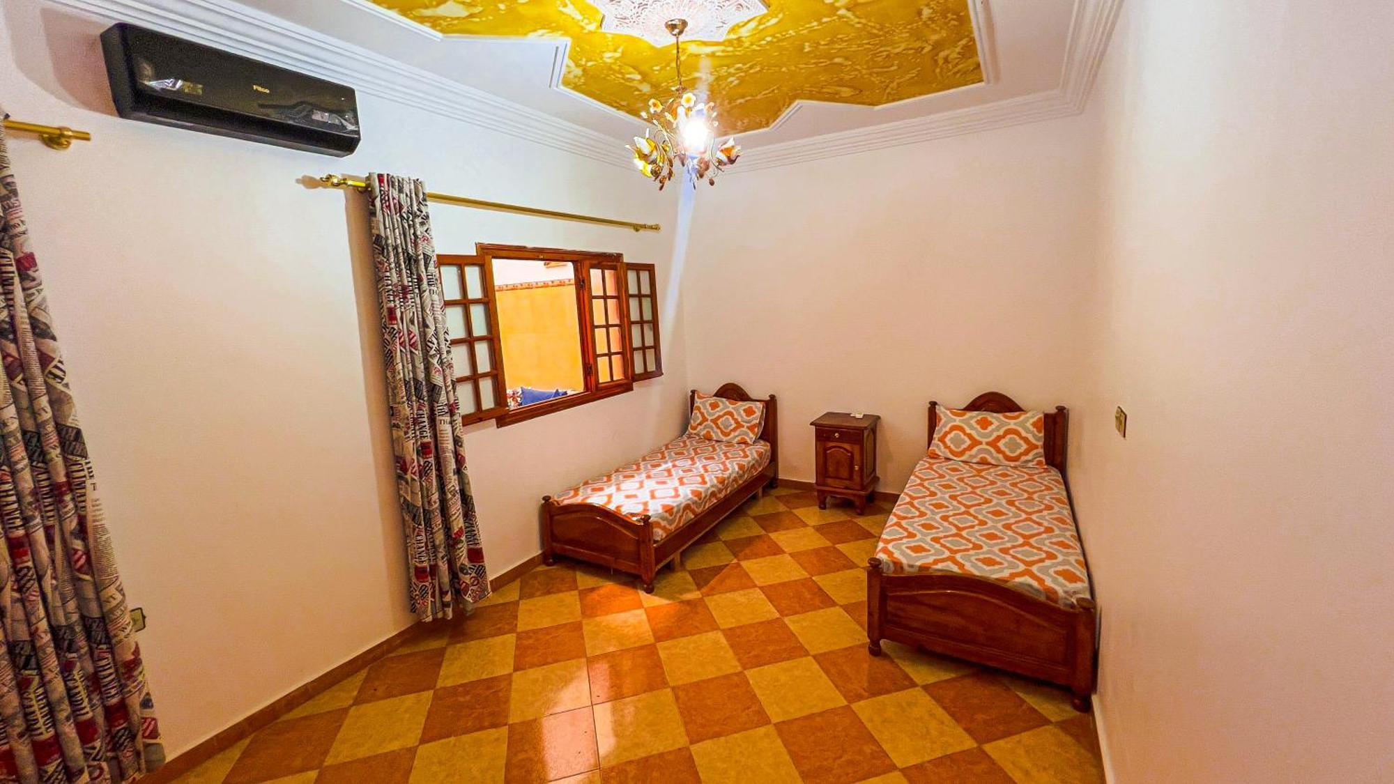 Dar Haut De Gamme Et A Un Prix Imaginaire Hostcom For Families Only Ucda Dış mekan fotoğraf