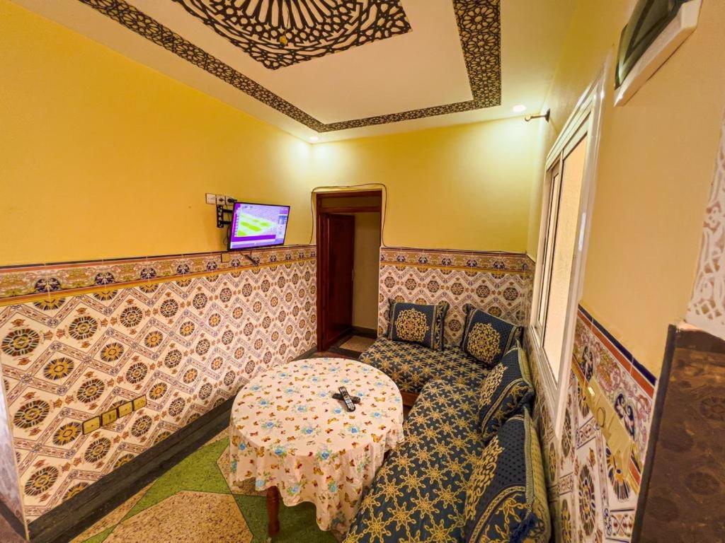 Dar Haut De Gamme Et A Un Prix Imaginaire Hostcom For Families Only Ucda Dış mekan fotoğraf
